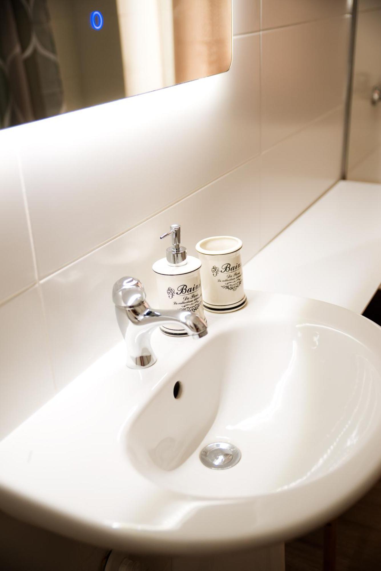 Rose Luxury Vlore, Full Sea View ! Leilighet *